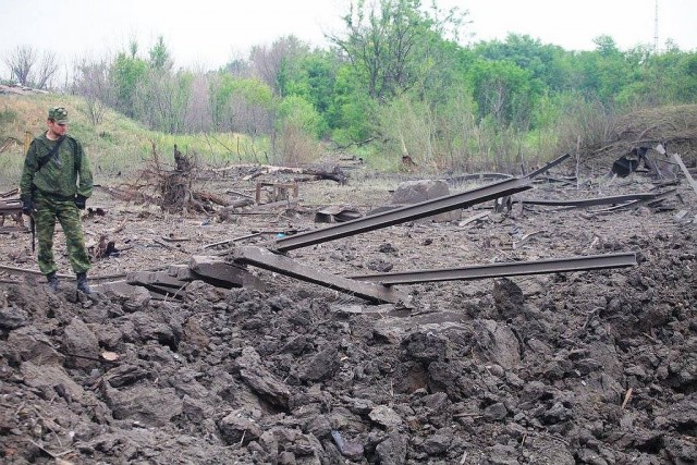 Мощнейший взрыв на окраине Донецка 16.06.15