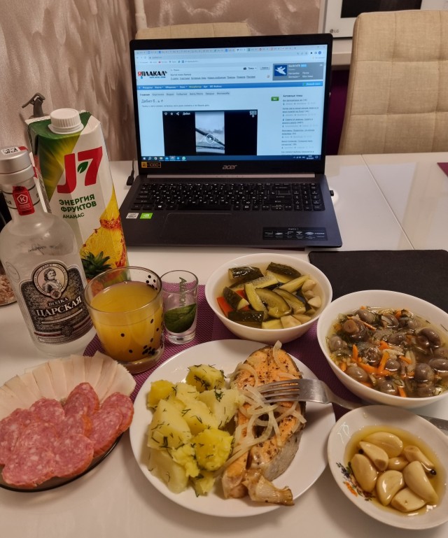 С пятницей!