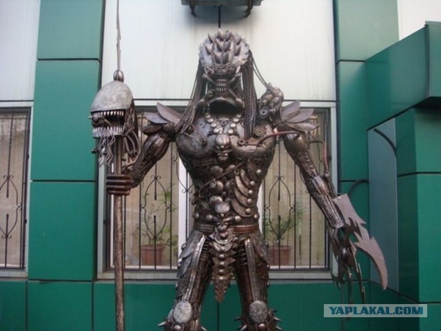 Необычные статуи мира