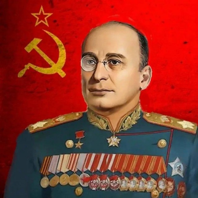 И свет тысячи солнц загорелся в небе....
