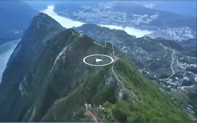 Самый захватывающий пешеходный маршрут в КНР