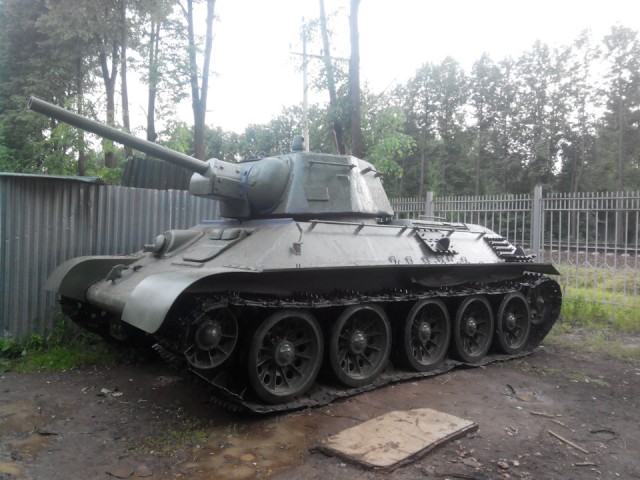 Восстановление танка Т-34. На даче