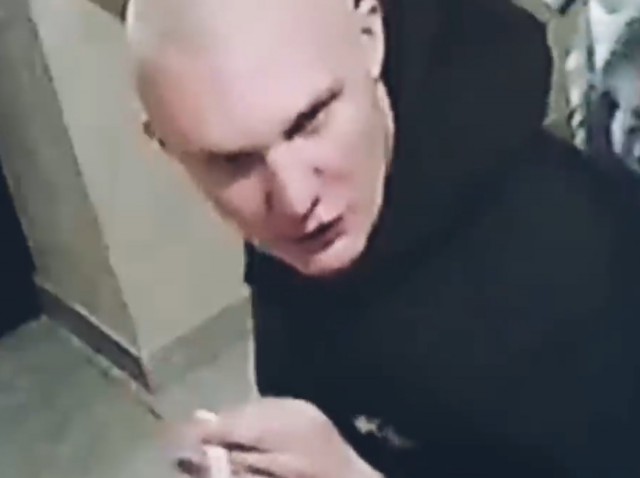 Санта, снегурочка и олень