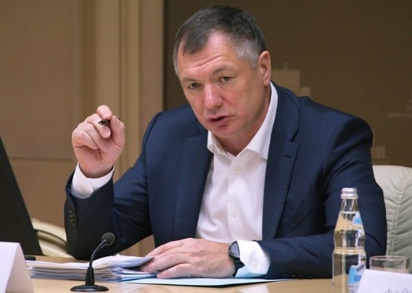 "Мы не настолько богатая страна". Хуснуллин призвал сокращать парковки у нового жилья