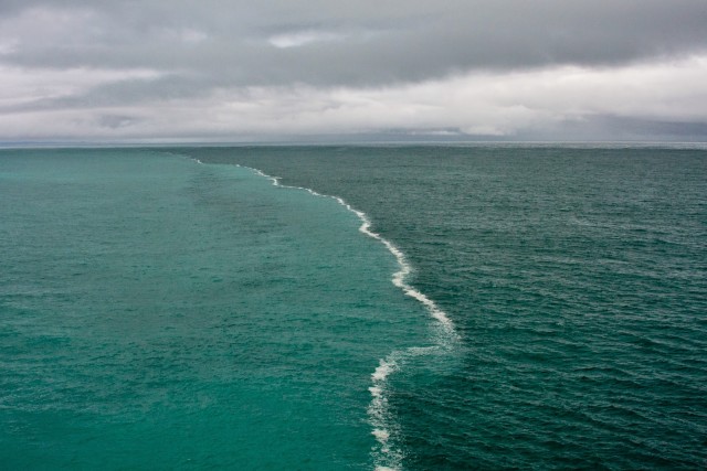 Можно ли увидеть границу моря?
