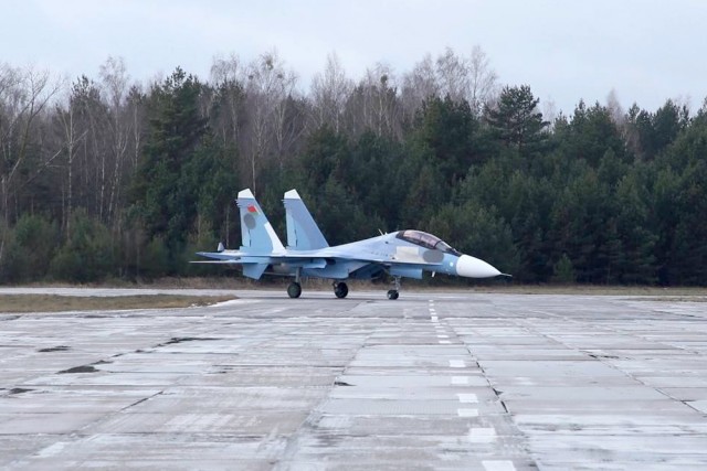 В Беларусь для защиты воздушных рубежей прибыла очередная партия Су-30СМ2