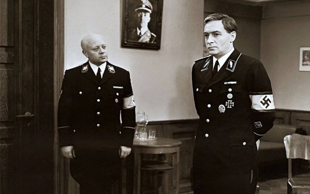 В Москве уволен участковый, выложивший в рабочий чат свою фотографию в нацистской форме