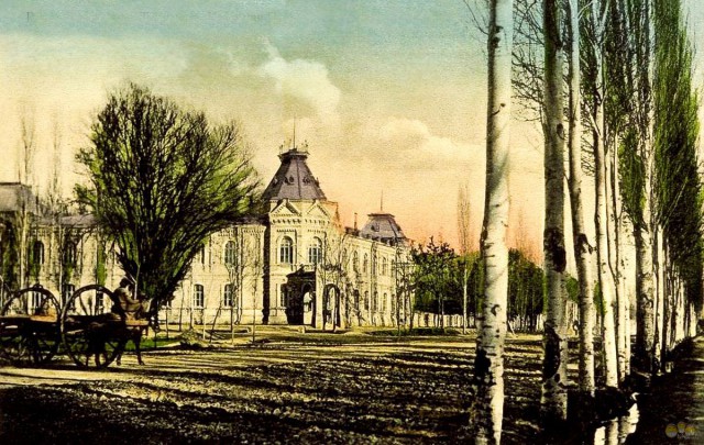 История в фотографиях