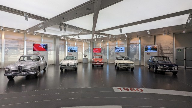 Alfa Romeo museo. Красивых автомобилей пост
