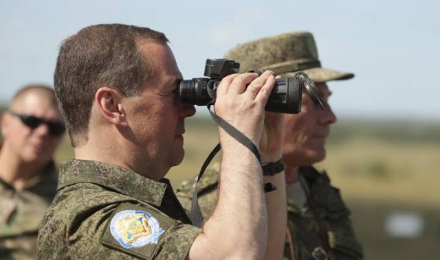 Командир эсминца ВМС США был отправлен в отставку после публикации этого  фото