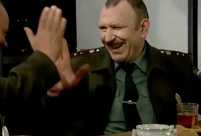 Владимир Путин присвоил звание заслуженного артиста РФ актеру театра "Ленком Марка Захарова" Алексею Маклакову