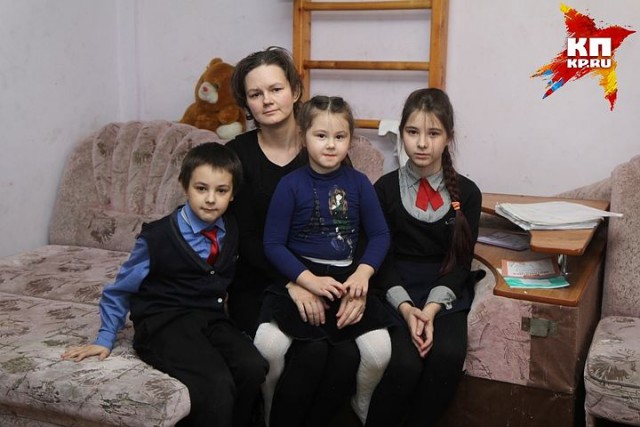 Иркутянку с тремя детьми выселяют из квартиры из-за долга по ипотеке