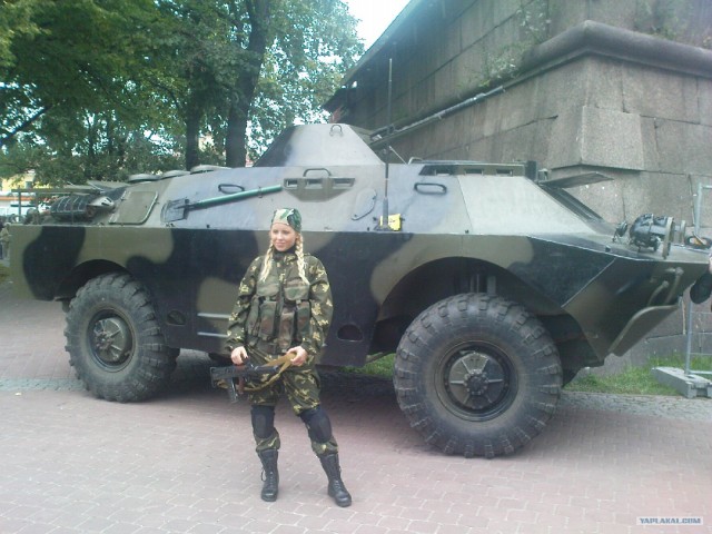 Авто Вернисаж на Неве.