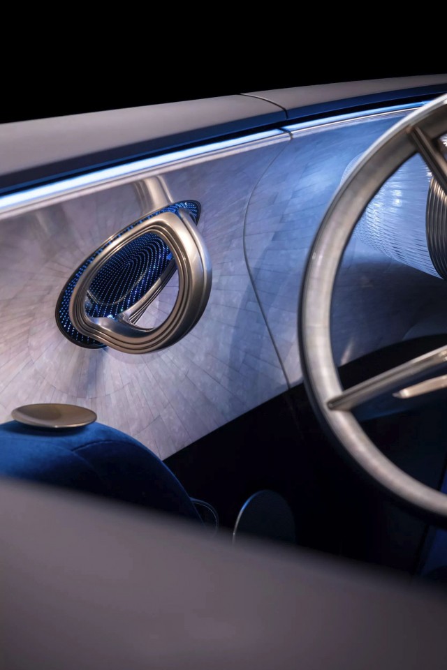 Mercedes-Benz представил концептуальное купе класса «грантуризмо»