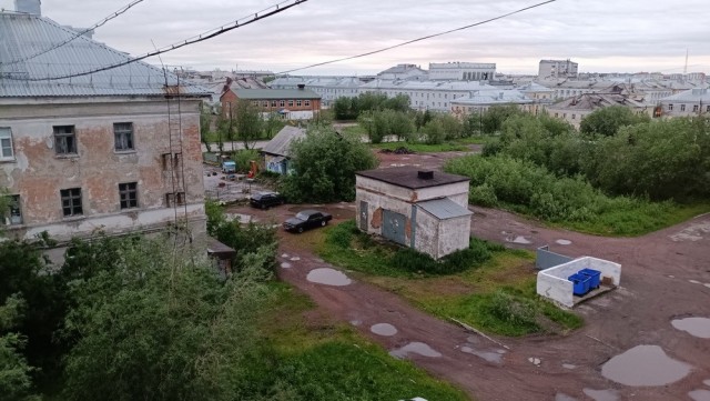 У кого что из окна?