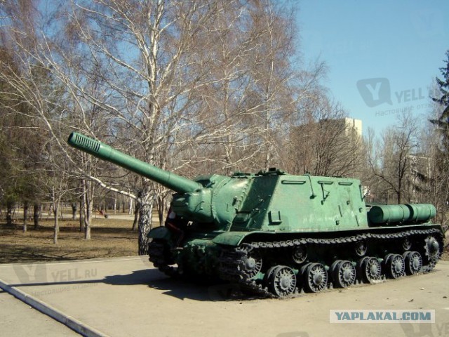 Танки из Невы
