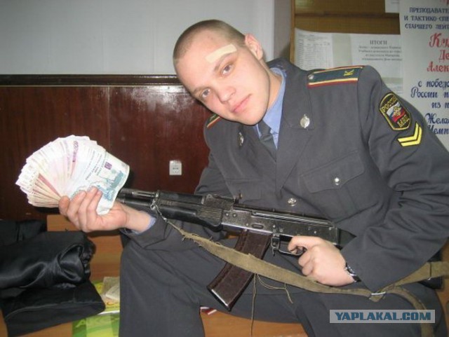 Генпрокурор Чайка опроверг обвинения Навального