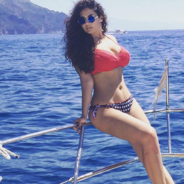 Итальянская модель подверглась нападкам со стороны коллег из-за того, что она "слишком толстая"