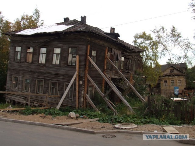 "Выдержит!" - уверенно сказал муж и... уехал в командировку