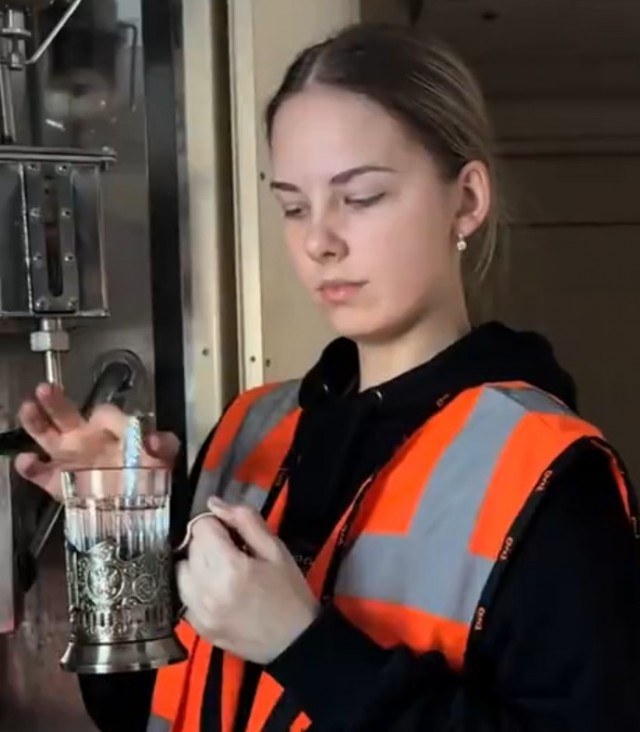 Rolls-Royce и Пассажирский вагон