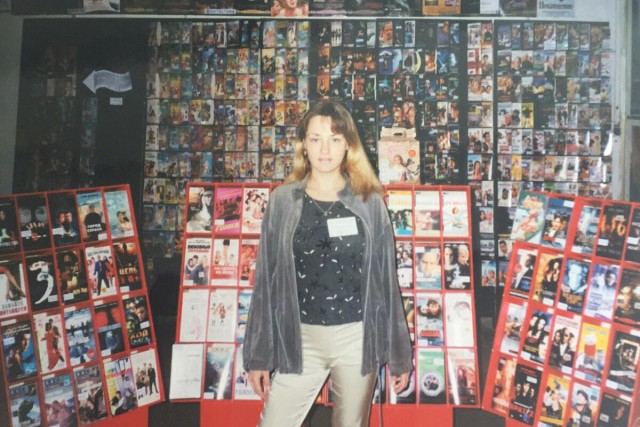 Девчата 90-х и 00-х