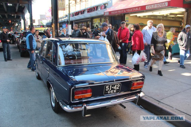 ВАЗ-2103 в Бруклине.