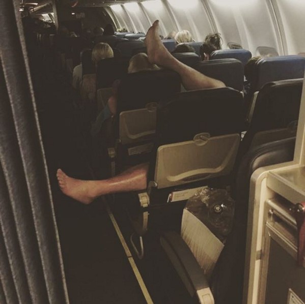 Пассажиры, ведущие себя как свиньи