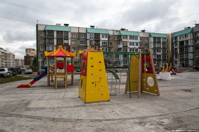 Современный детский сад в стране победившего коммунизма, в городе Женева
