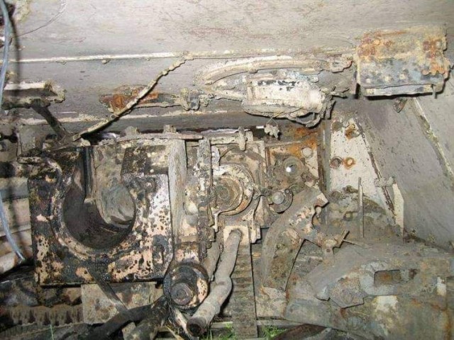Этот немецкий танк Пантера Ausf.А нашли на болотах возле города Смела (Украина)