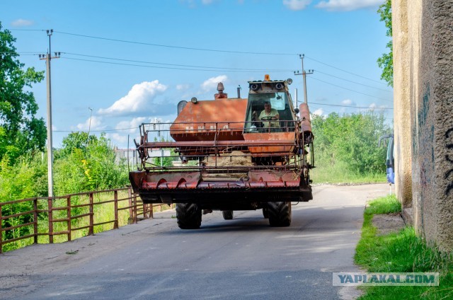 Российским аграриям не хватает 65 тысяч тракторов и 34 тысячи комбайнов