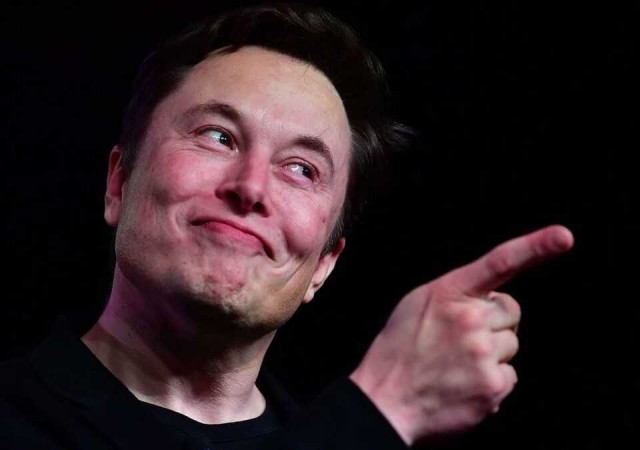 Стал обладателем б/у Tesla