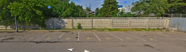 Я заехала за водой для ребёнка!