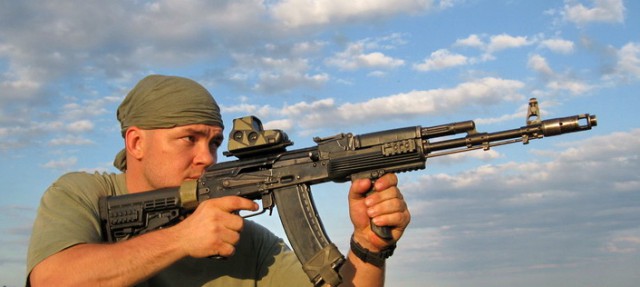 Оружие холодной войны: АК-74 против М-16 и G-3