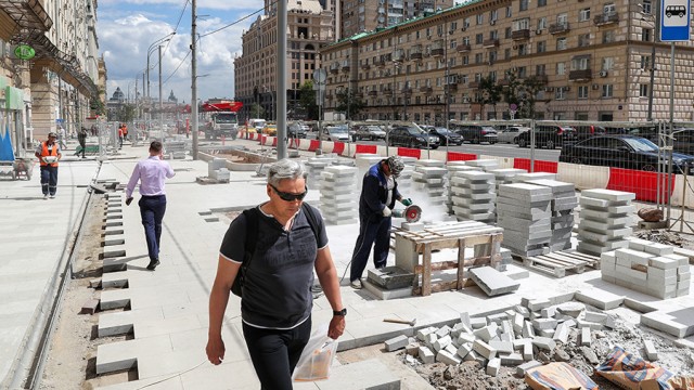 Дыра в городском бюджете 1 000 000 000 000 рублей