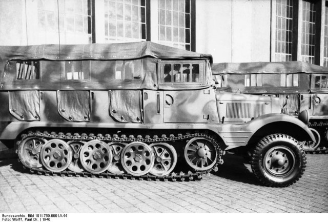 Героическая дорога в никуда: секретные довоенные полугусеничные автомобили