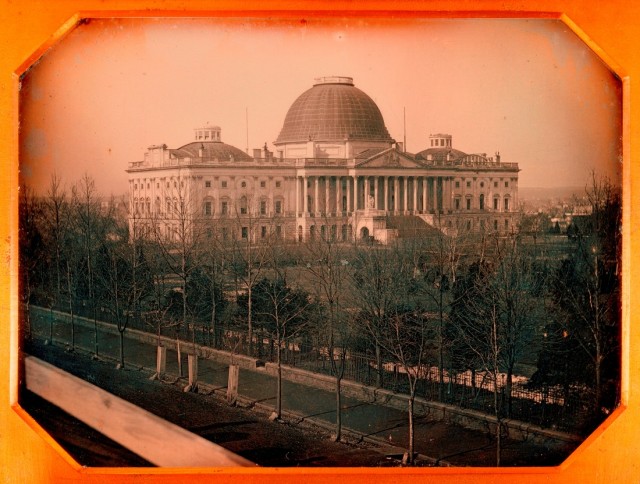 Окно в прошлое: 30 первых фотоснимков, сделанных в 1839 году Джоном Гершелем