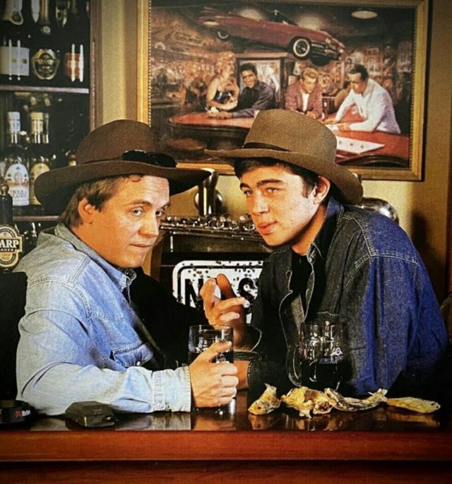 Интересные фотографии 1990 -х 01.06.25