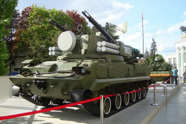 Выставка современного вооружения на ВДНХ 2015.