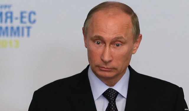 Везет на идиотов