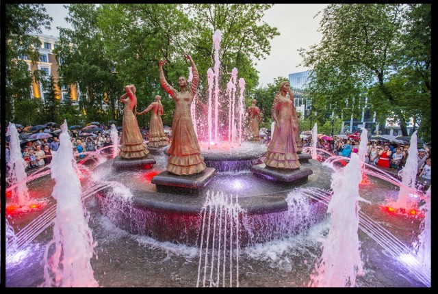 Подборка завораживающих фонтанов России
