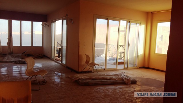 Поход на заброшенный отель Yara Beach Club в Египте