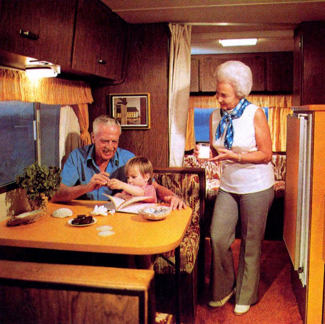 Винтажная реклама кемперов 70-х