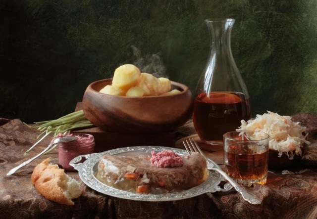 "Должны быть вредные, раз такие вкусные!". Американец о русской кухне