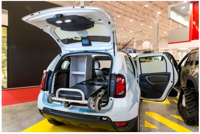 Украина пересаживает сельских врачей на Renault Duster