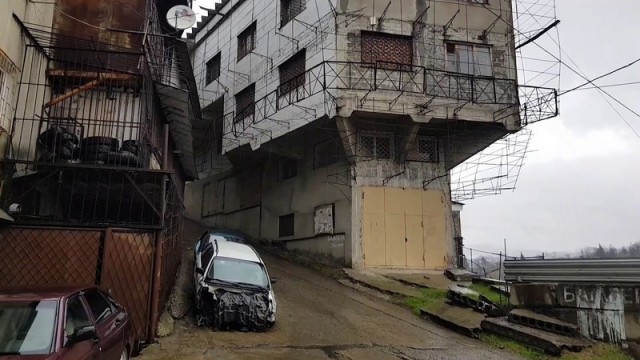 Решили надстроить гаражик