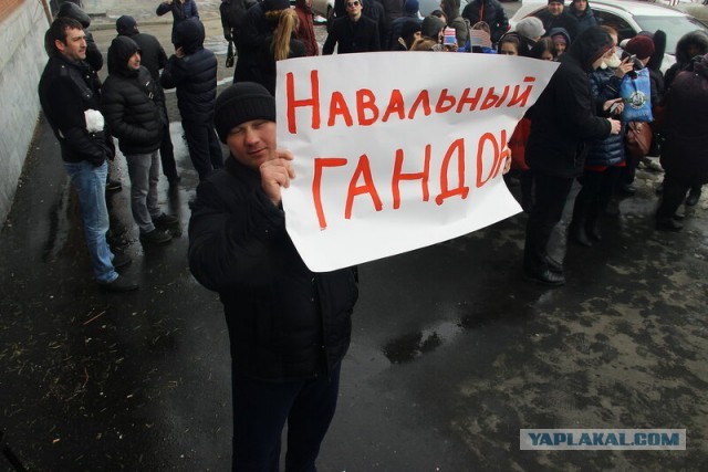 В след за студентами добрались и до школьников, школы обязали занять детей 23 января