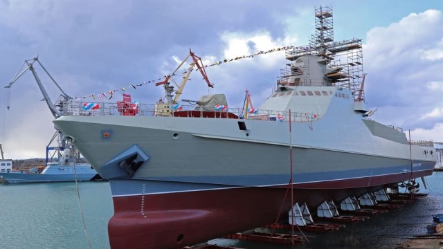 В Крыму спустили на воду патрульный корабль "Сергей Котов"