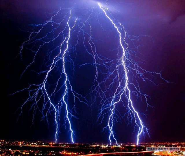 Ударом молнии травмирован работник прокуратуры