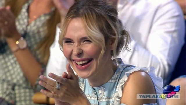 Попал, бедолага... Певица Пелагея отсудила у экс-супруга хоккеиста Ивана Телегина всю недвижимость