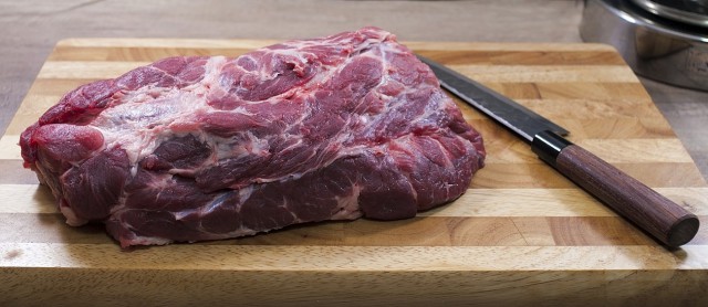 Шашлык в рамках дома, квартиры